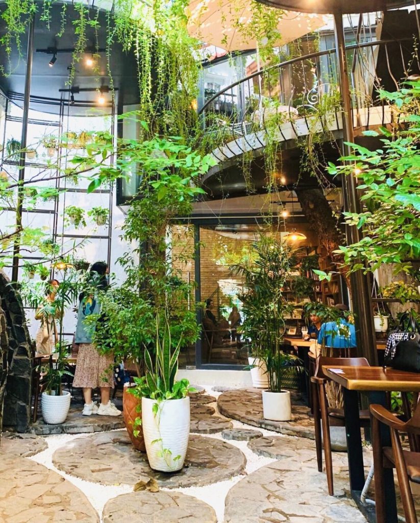 The Wiselands Coffee - quán cà phê đẹp ở Sài Gòn