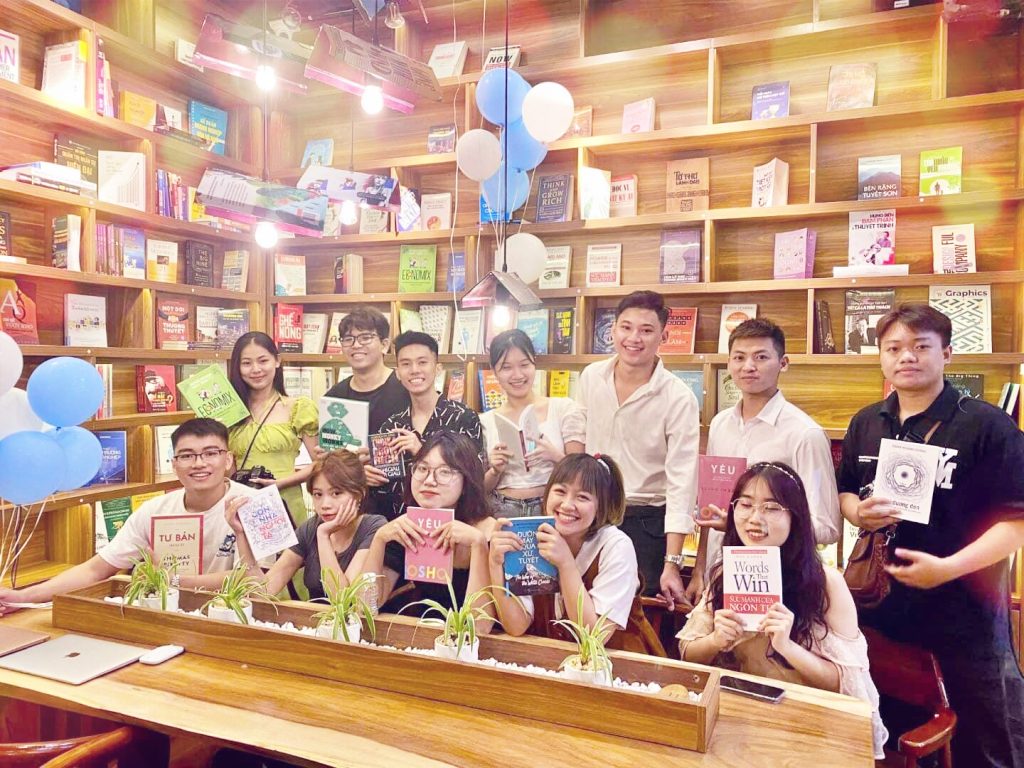 The Wiselands Coffee - thư quán cà phê sách với hàng nghìn đầu sách miễn phí 