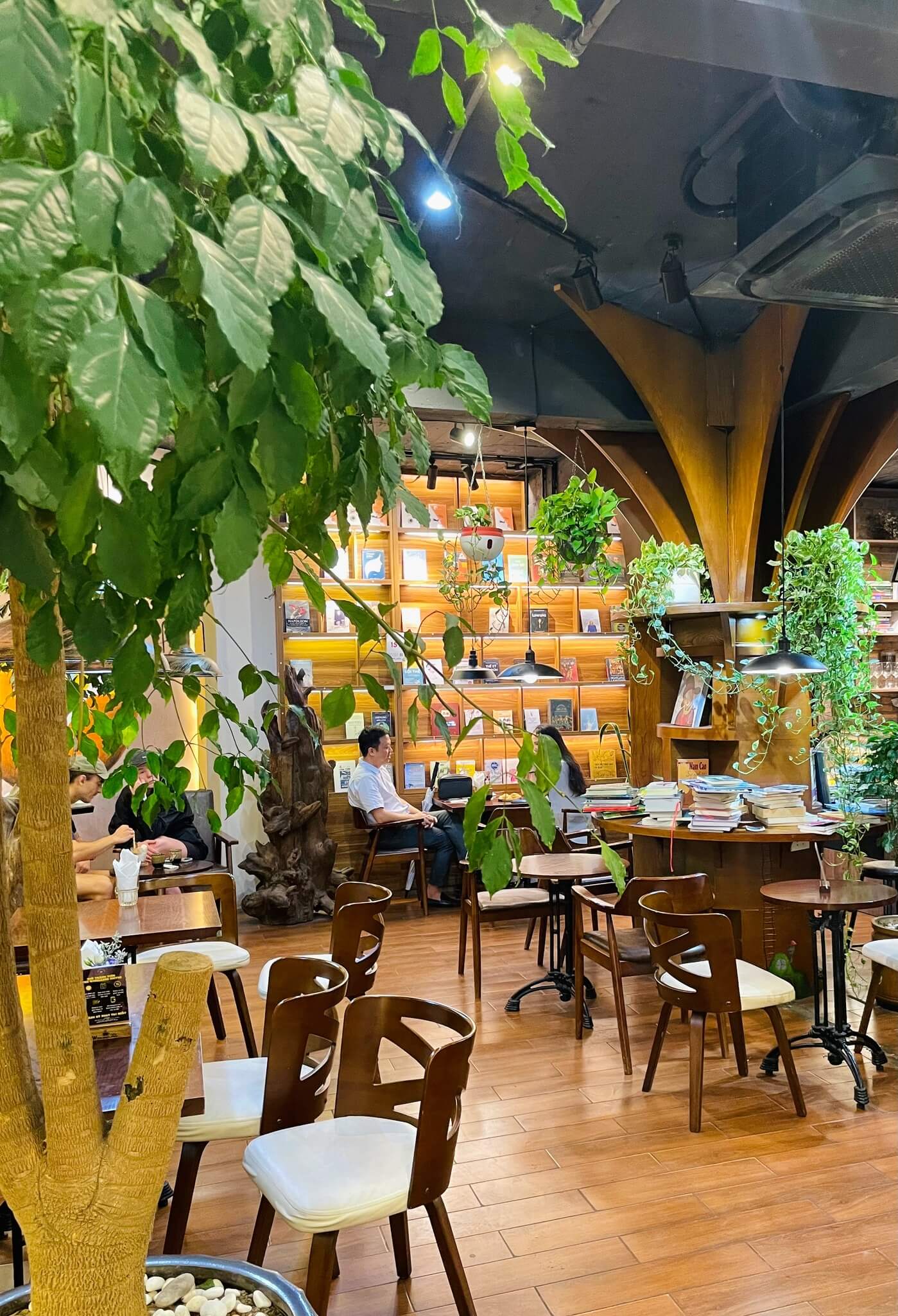 Top 5 quán cafe đẹp Hoàn Kiếm